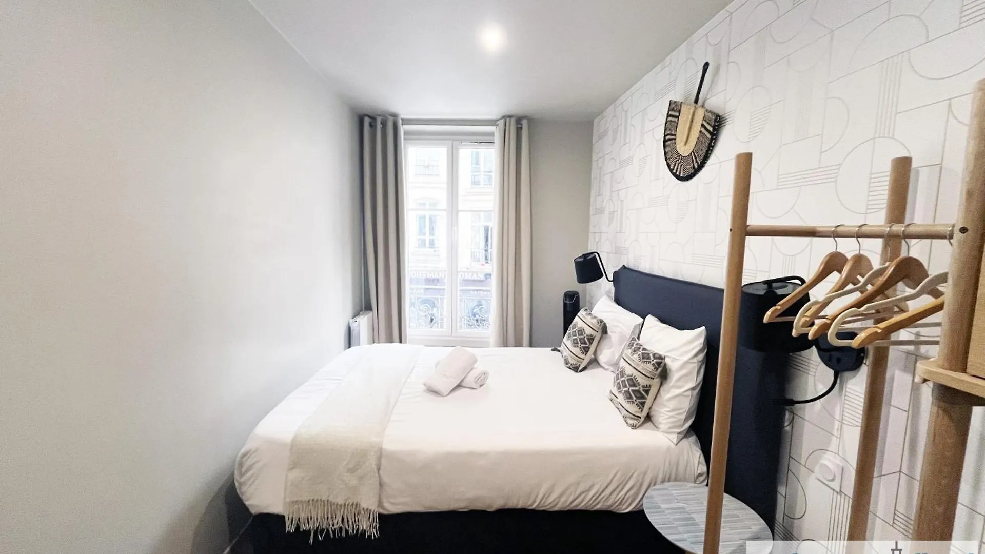 Urban Flat 02 - Beautiful 4 Bdr Flat In Heart Of Paris Apartment 0*,  France